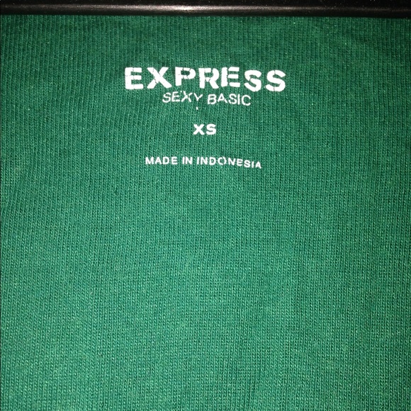 Express v neck top. - Picture 3 of 4